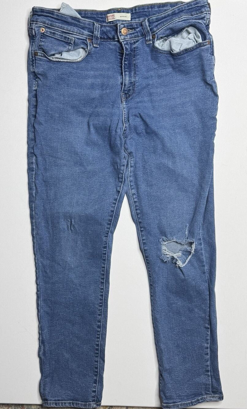 Signature by Levi Strauss & Co. Women’s Boyfriend Jeans Size 16 W33